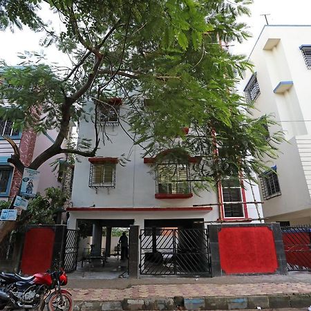 Oyo 17187 Urban Casa Hotel Kolkata Ngoại thất bức ảnh