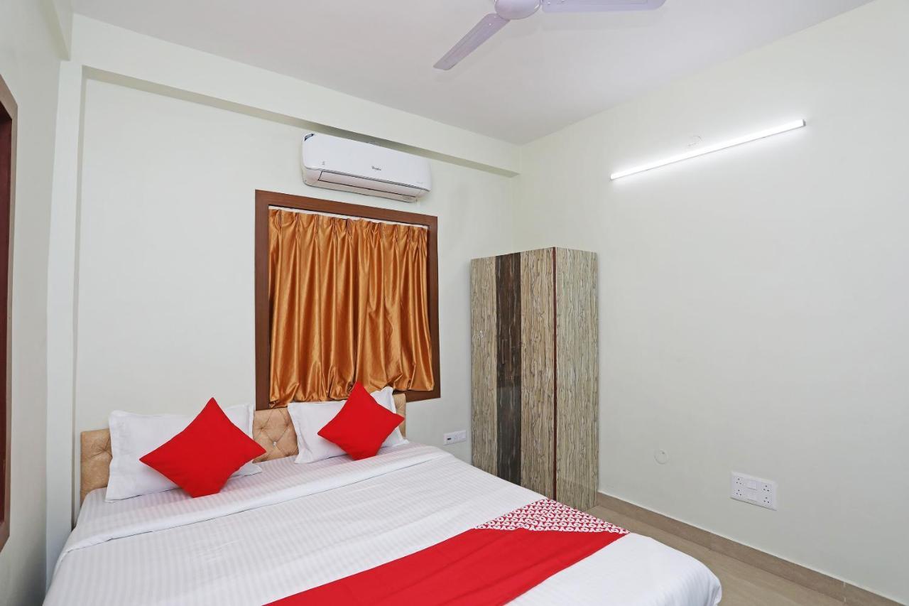 Oyo 17187 Urban Casa Hotel Kolkata Ngoại thất bức ảnh
