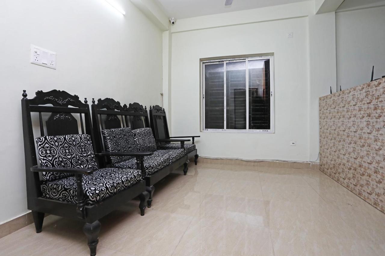 Oyo 17187 Urban Casa Hotel Kolkata Ngoại thất bức ảnh