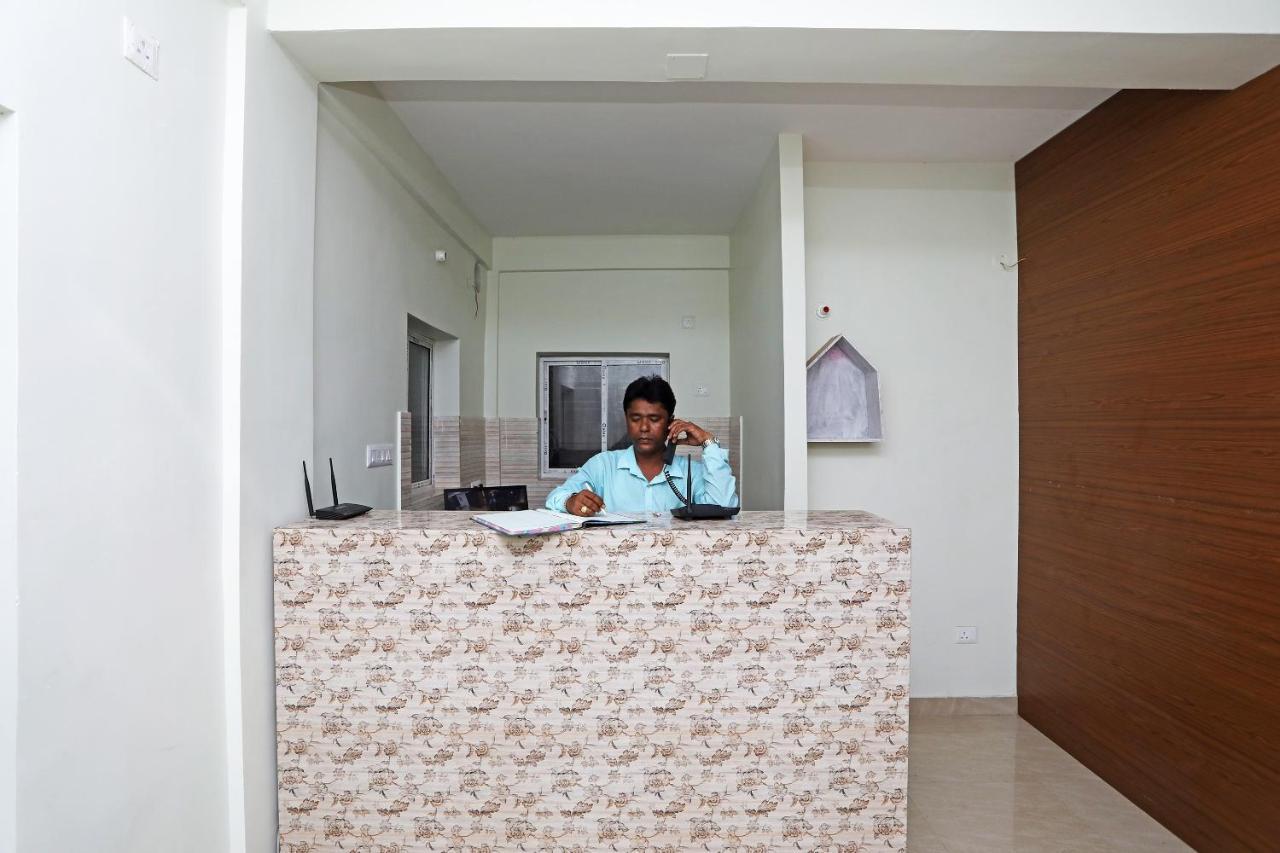 Oyo 17187 Urban Casa Hotel Kolkata Ngoại thất bức ảnh
