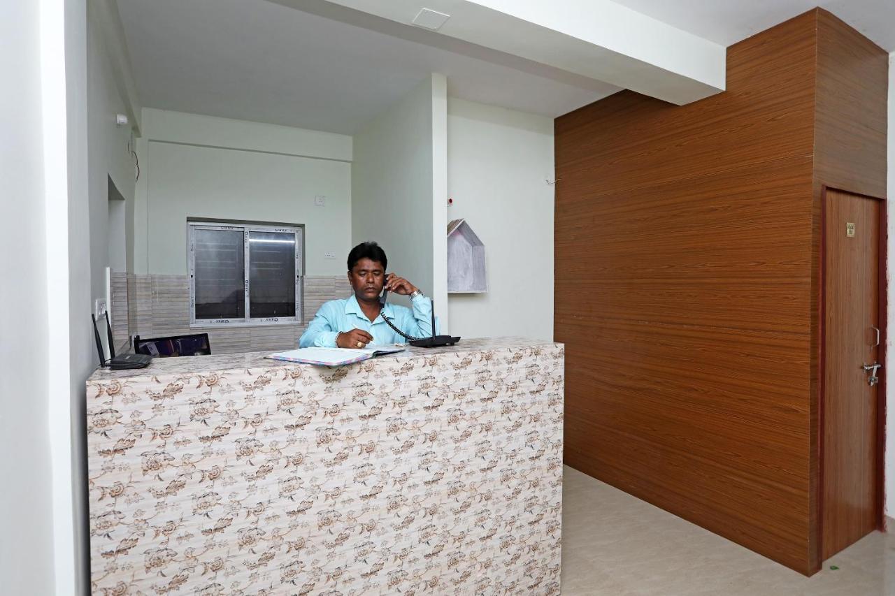 Oyo 17187 Urban Casa Hotel Kolkata Ngoại thất bức ảnh